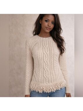 Banana Republic Cable Knit Fringe Hem Sweater Medium